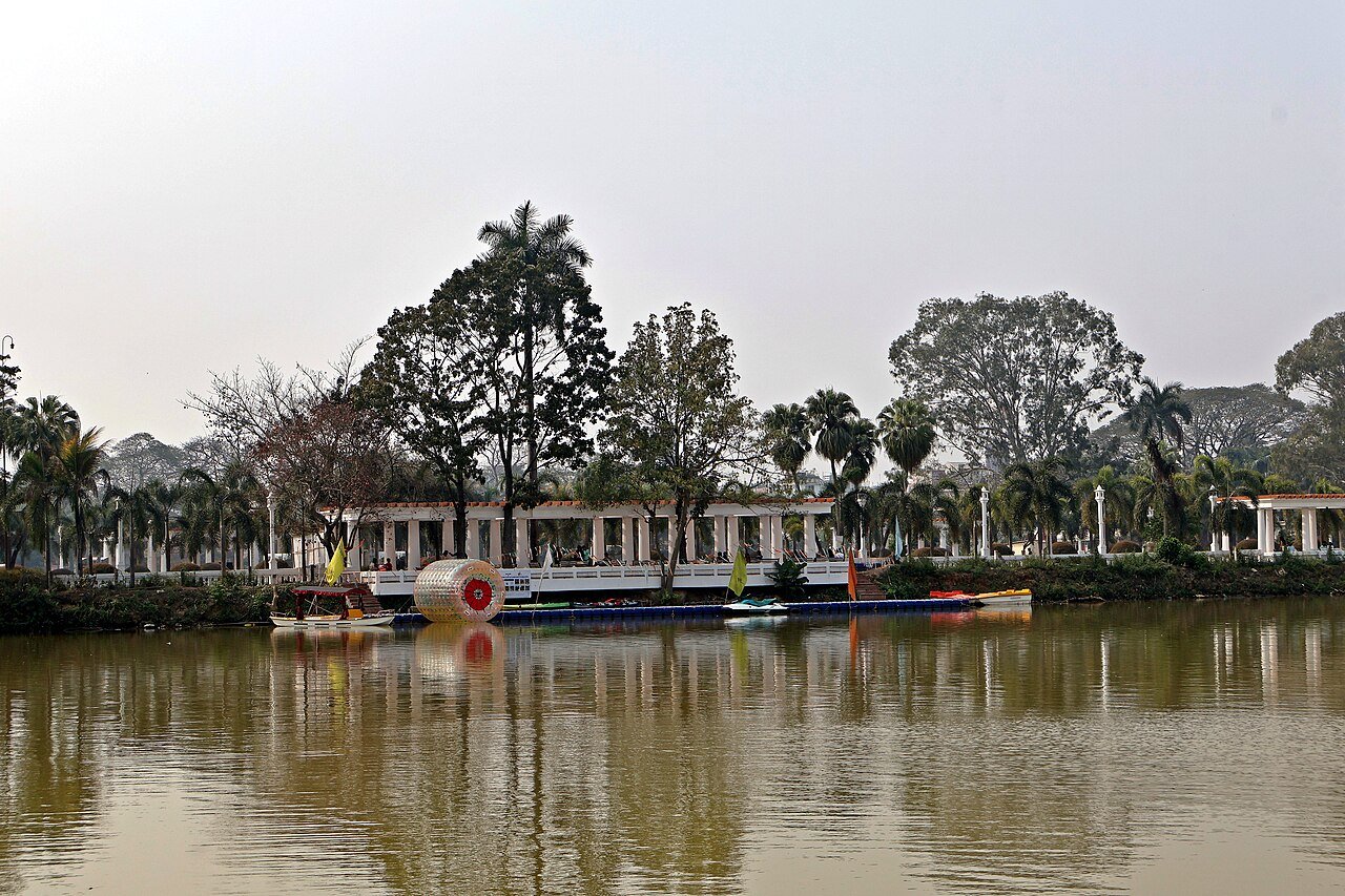 Ujjayanta Palace